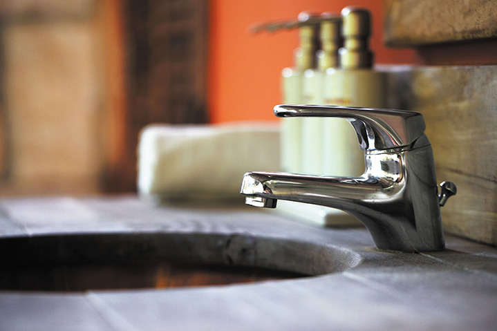 A2B Plumbers are able to fix any leaking taps you may have in West Ealing. 